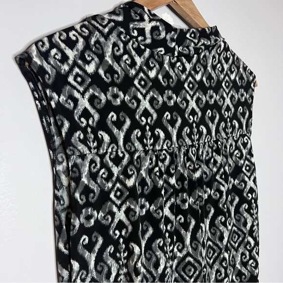 Valerie Bertinelli Sheath Dress/Top Black White Geometric Pattern - Picture 4 of 5